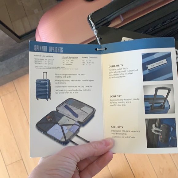 NWT Samsonite ziplite hardside spinning luggage - Picture 10 of 10